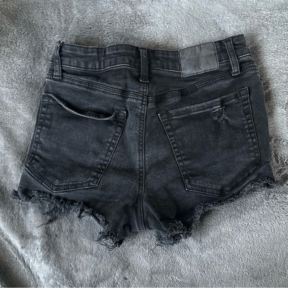 Aeropostale Black Distressed Jean Shorts 6R - Picture 2 of 5